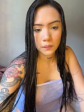 liahouses online show from 12/21/25, 05:14