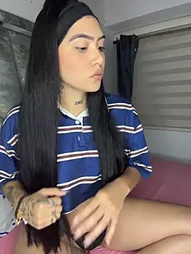 liahouses online show from 02/16/26, 11:57