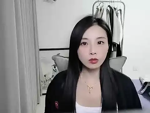 Mien-MM online show from 10/18/25, 01:46