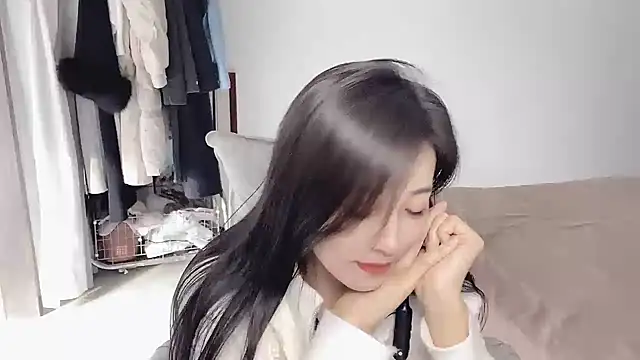 Mien-MM online show from 11/11/25, 07:36