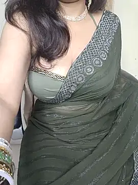 Hey Jully online show from 10/27/25, 05:19