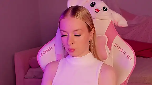 MiaGraces online show from 11/29/25, 05:18