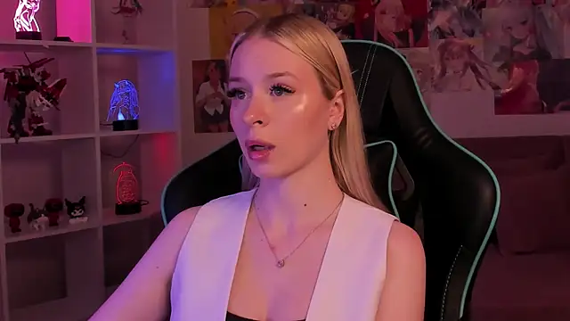 MiaGraces online show from 11/13/25, 05:17