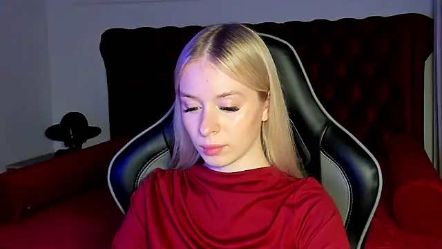 MiaGraces online show from 11/24/25, 05:13