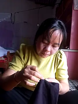 Snapshot of cunconcute chatting on 10/21/25, 04:23 cunconcute online show from 10/21/25, 04:23