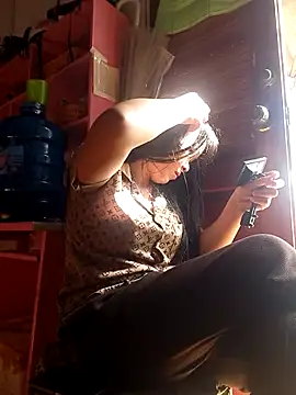 Snapshot of cunconcute chatting on 10/02/25, 02:04 cunconcute online show from 10/02/25, 02:04