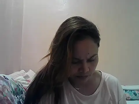 Snapshot of Amarrahlyn chatting on 09/28/25, 05:14 Amarrahlyn online show from 09/28/25, 05:14