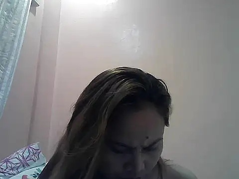 Snapshot of Amarrahlyn chatting on 09/26/25, 09:16 Amarrahlyn online show from 09/26/25, 09:16