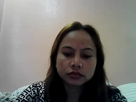 Snapshot of Amarrahlyn chatting on 10/04/25, 11:06 Amarrahlyn online show from 10/04/25, 11:06