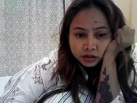 Amarrahlyn online show from 11/18/25, 10:07