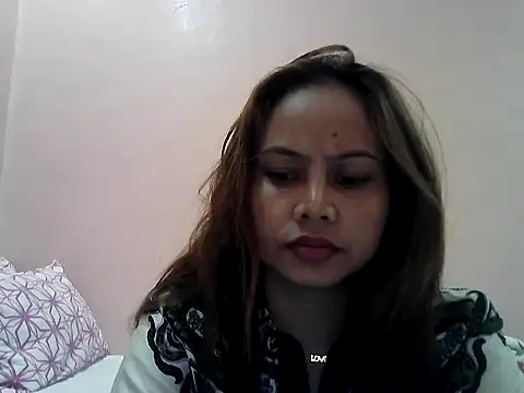 Amarrahlyn online show from 10/25/25, 09:52