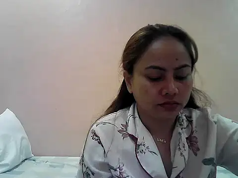 Snapshot of Amarrahlyn chatting on 10/16/25, 10:29 Amarrahlyn online show from 10/16/25, 10:29
