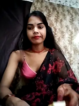 Snapshot of PRACHI-743 chatting on 10/18/25, 01:18 PRACHI-743 online show from 10/18/25, 01:18