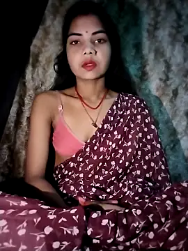 PRACHI-743 online show from 10/28/25, 01:17