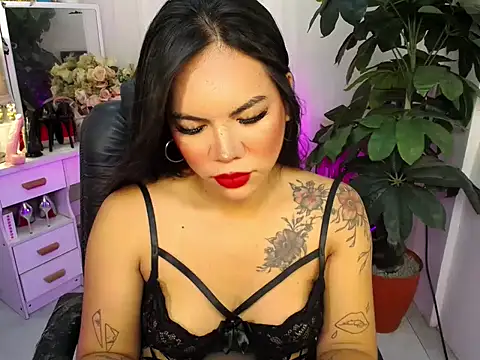 Snapshot of AngelitaDeputouch chatting on 11/19/25, 08:03 AngelitaDeputouch online show from 11/19/25, 08:03