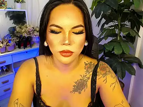 Snapshot of AngelitaDeputouch chatting on 12/15/25, 09:04 AngelitaDeputouch online show from 12/15/25, 09:04