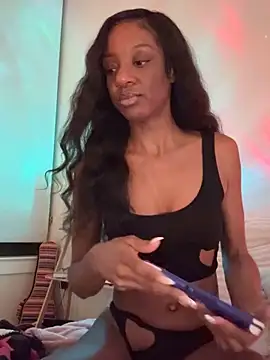 LoveDreaux online show from 12/05/25, 05:50