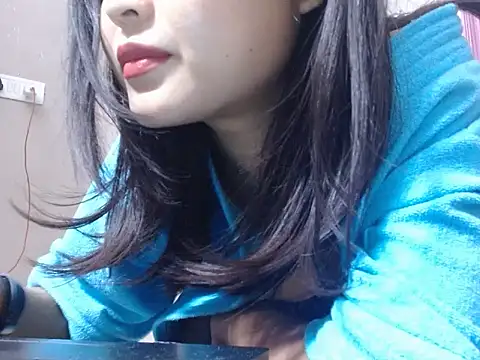 muskaan8400 online show from 12/05/25, 09:52