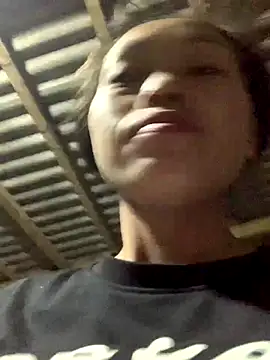 Snapshot of Halyy_xx chatting on 11/03/25, 06:00 Halyy xx online show from 11/03/25, 06:00