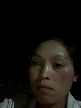 Snapshot of Halyy_xx chatting on 11/06/25, 01:48 Halyy xx online show from 11/06/25, 01:48