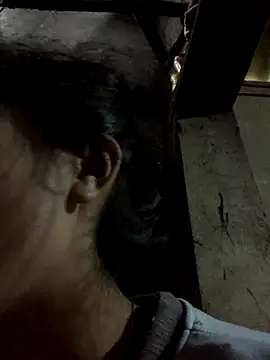 Snapshot of Halyy_xx chatting on 11/03/25, 01:33 Halyy xx online show from 11/03/25, 01:33