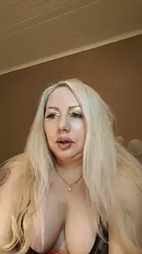 MarinaMargo online show from 11/19/25, 10:43