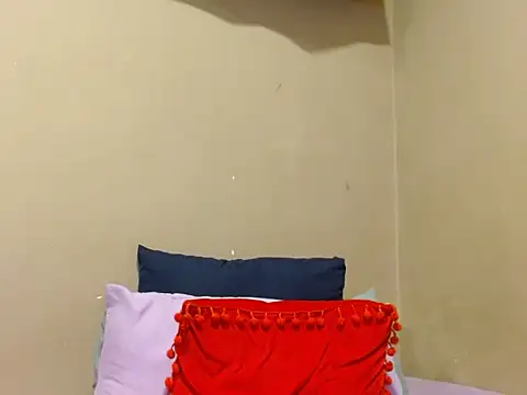 champaigncork online show from 03/21/25, 07:24