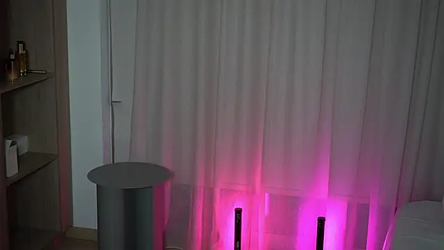 Peachxlush online show from 11/19/25, 04:18