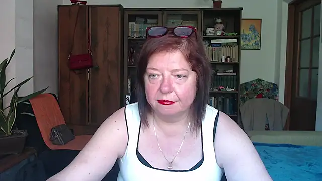 Snapshot of Violet_Pulse chatting on 06/29/26, 11:54 Violet Pulse online show from 06/29/26, 11:54