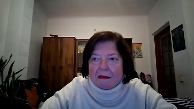 Snapshot of Violet_Pulse chatting on 10/16/25, 02:47 Violet Pulse online show from 10/16/25, 02:47