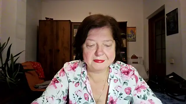 Violet Pulse online show from 11/08/25, 04:21