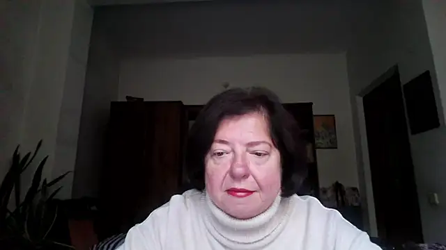 Snapshot of Violet_Pulse chatting on 10/15/25, 09:28 Violet Pulse online show from 10/15/25, 09:28