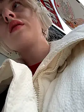 RonnieKiss online show from 10/12/25, 04:58