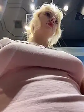 RonnieKiss online show from 03/12/26, 11:03