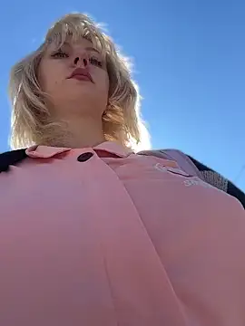 RonnieKiss online show from 05/05/26, 08:17