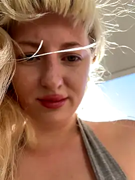 RonnieKiss online show from 12/20/25, 05:10