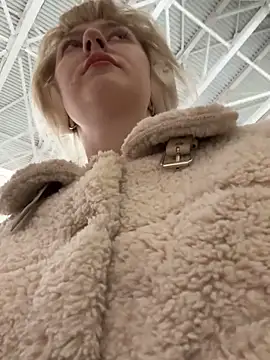 RonnieKiss online show from 10/27/25, 05:30