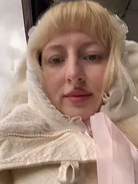 RonnieKiss online show from 10/06/25, 04:13