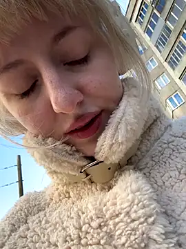 RonnieKiss online show from 10/17/25, 04:05