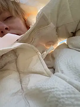 RonnieKiss online show from 10/01/25, 03:33