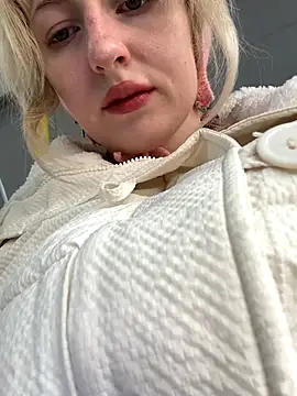 RonnieKiss online show from 10/05/25, 04:03