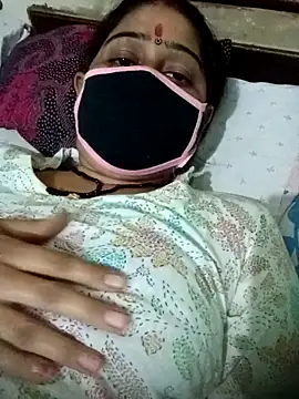 Cute-Charvii online show from 10/30/25, 09:51