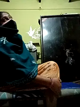 Cute-Charvii online show from 01/15/26, 02:48