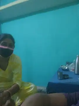 Cute-Charvii online show from 12/15/25, 03:23