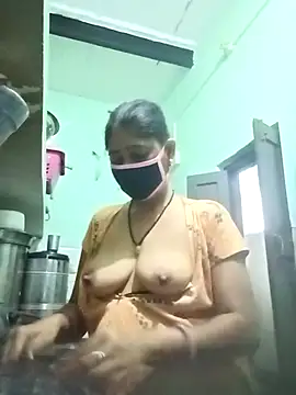 Cute-Charvii online show from 03/10/26, 01:20