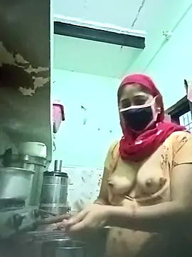 Cute-Charvii online show from 04/29/26, 12:37