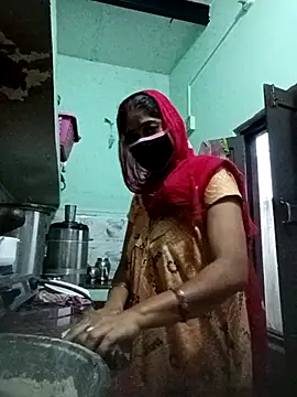 Cute-Charvii online show from 04/27/26, 12:41