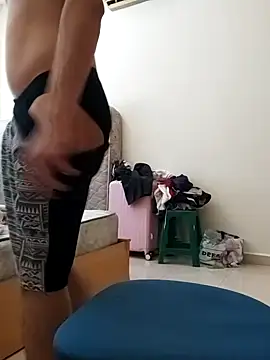 VIncent mimi online show from 11/10/25, 04:39