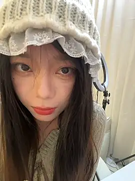 AZ37866 online show from 11/12/25, 01:54