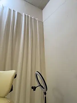 AZ37866 online show from 04/27/26, 03:59